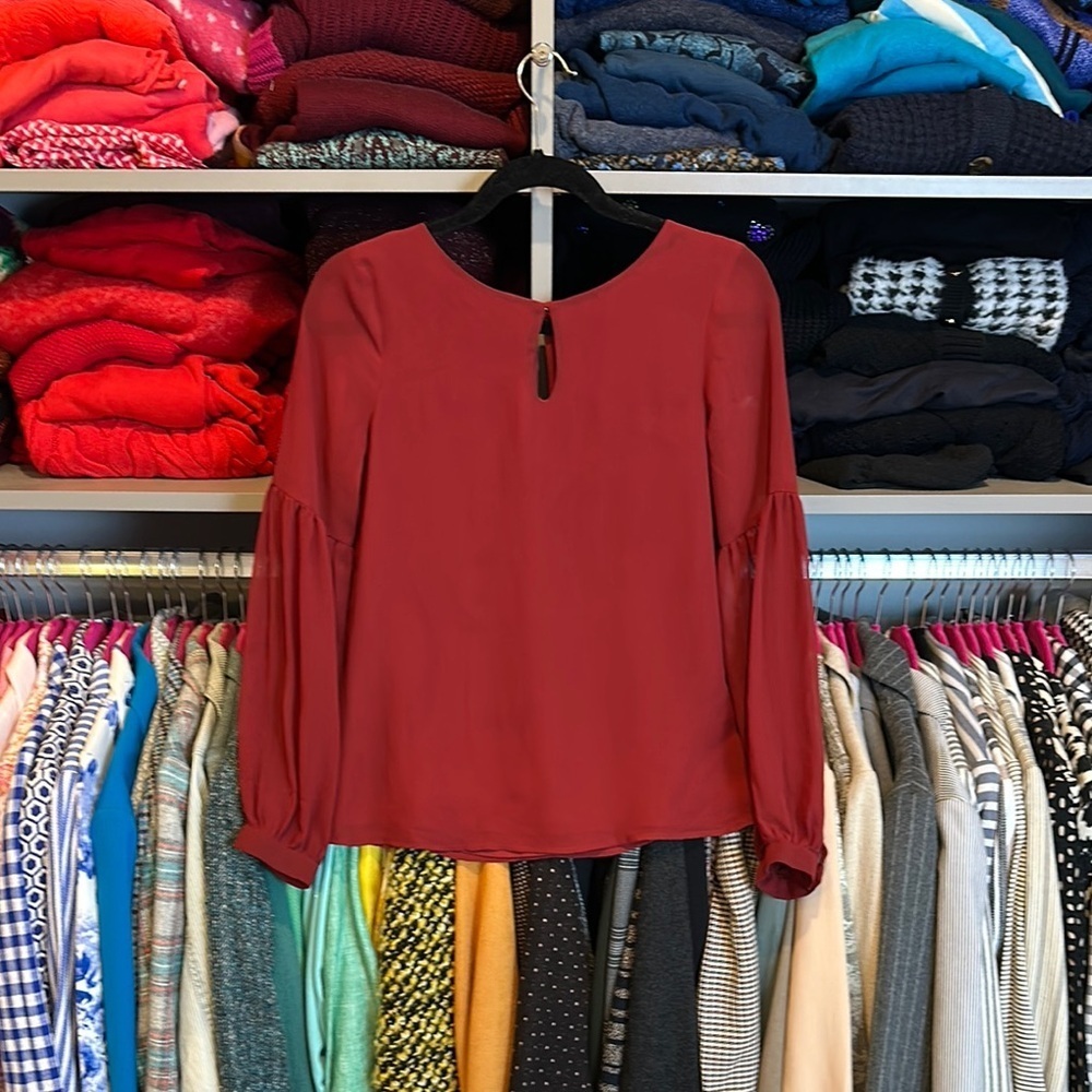 Express brownish red long sleeve hook/eye back closure lined blouse size XS